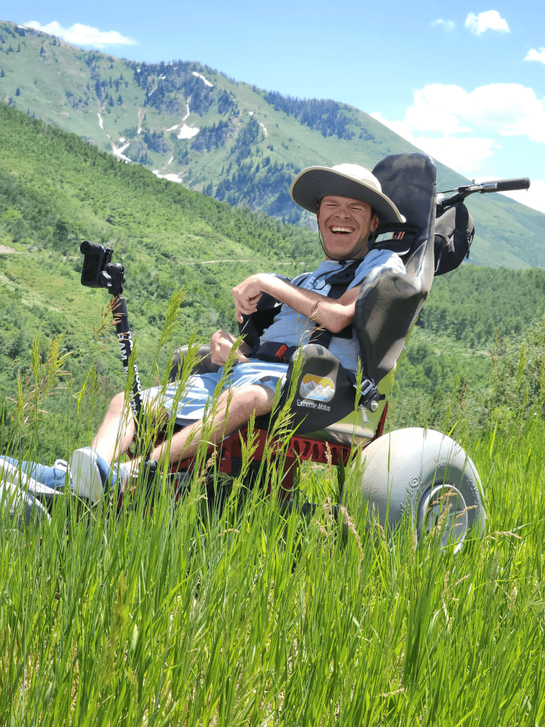 Manual all terrain wheelchair